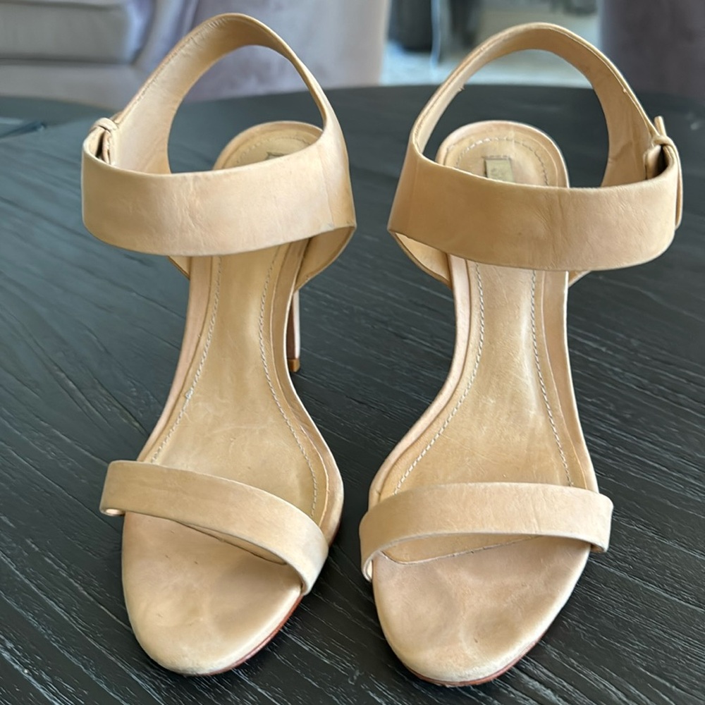 Schutz nude suede heels